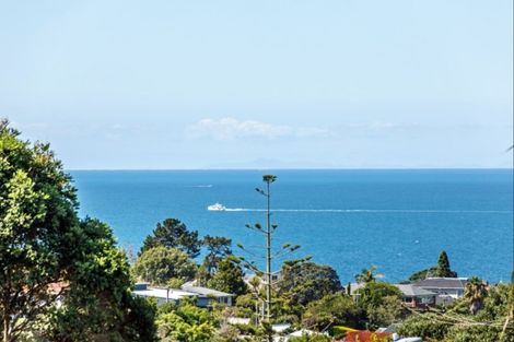 Photo of property in 2/8 Braemar Road, Castor Bay, Auckland, 0620