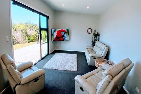 Photo of property in 57 Lawrence Road, Mangawhai, Kaiwaka, 0573