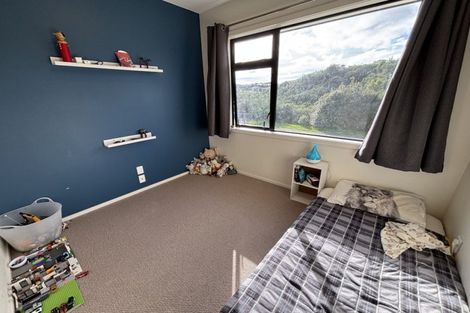Photo of property in 123 Cashmere Drive, Fitzherbert, Palmerston North, 4410