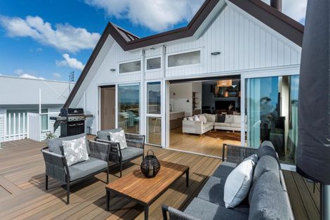 Photo of property in 39 Gulf View Road, Murrays Bay, Auckland, 0630