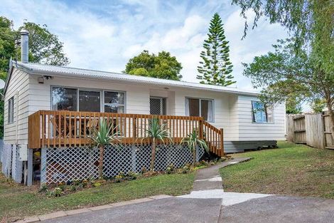 Photo of property in 72a Astley Avenue, New Lynn, Auckland, 0600