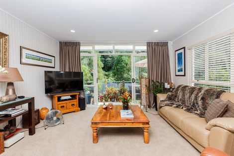 Photo of property in 3i/20 Ian Marwick Place, Birkenhead, Auckland, 0626