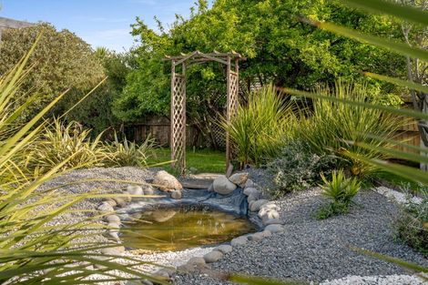 Photo of property in 327a Breezes Road, Aranui, Christchurch, 8061
