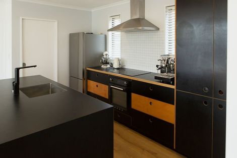 Photo of property in 44 Moana Street, Otaki Beach, Otaki, 5512