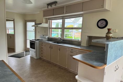 Photo of property in 11 Beverley Crescent, Hillcrest, Hamilton, 3216