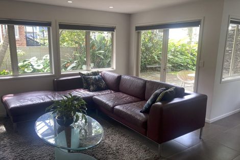 Photo of property in 2/21 Park Avenue, Takapuna, Auckland, 0622
