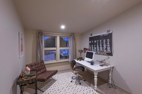 Photo of property in 33 Ferry Street, Seatoun, Wellington, 6022