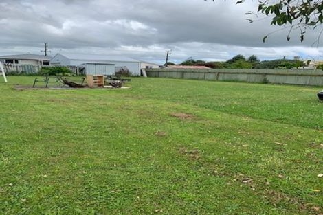 Photo of property in 58 Hokio Beach Road, Levin, 5510