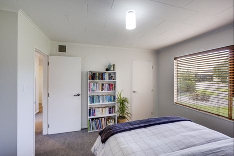 Photo of property in 2 Anthony Place, Bay View, Napier, 4104