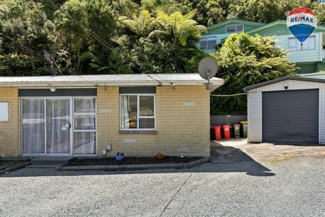 Photo of property in 13b John Street, Stokes Valley, Lower Hutt, 5019