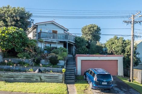 Photo of property in 81 The Esplanade, Raumati South, Paraparaumu, 5032