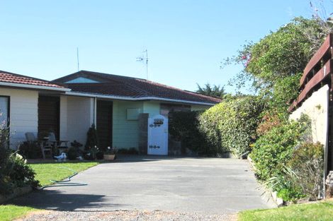 Photo of property in 23a Kauwhata Street, Himatangi Beach, Foxton, 4891