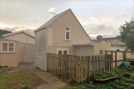 Photo of property in 53 Ross Street, Kilbirnie, Wellington, 6022