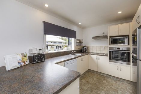 Photo of property in 23 Charles Cross Street, Longburn, Palmerston North, 4412