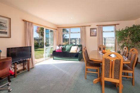 Photo of property in 53 Forest Drive, Parklands, Christchurch, 8083