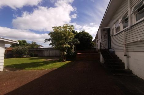 Photo of property in 47 Minaret Drive, Bucklands Beach, Auckland, 2014