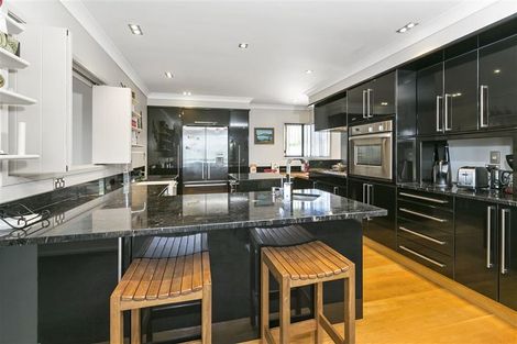 Photo of property in 6 Harbourside Way, Welcome Bay, Tauranga, 3112