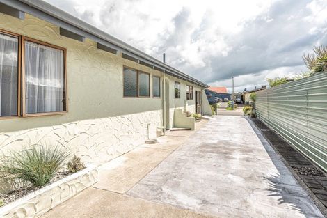 Photo of property in 53 Hinau Street, Castlecliff, Whanganui, 4501