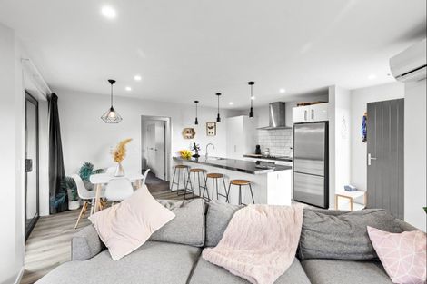 Photo of property in 8a Shetland Place, Westbrook, Palmerston North, 4412