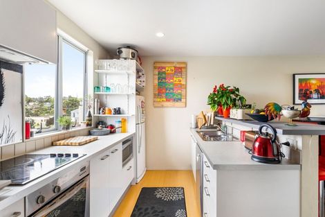 Photo of property in 49 Albionvale Road, Glen Eden, Auckland, 0602