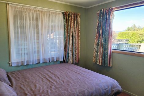 Photo of property in 28 Howden Street, Te Anau, 9600