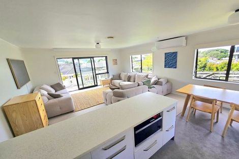 Photo of property in 18 Kahurangi Place, Snells Beach, 0920