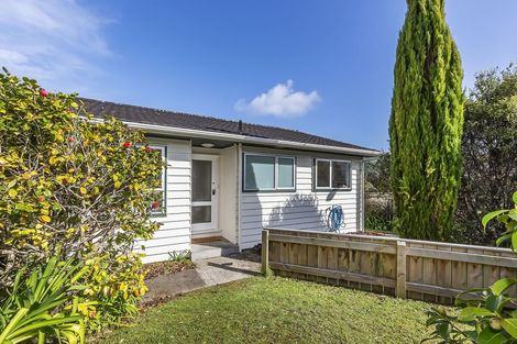 Photo of property in 11a Florio Terrace, Tawa, Wellington, 5028