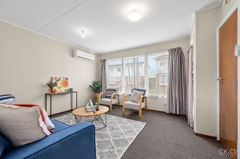 Photo of property in Oberon Flats, 48a Merton Street, Trentham, Upper Hutt, 5018