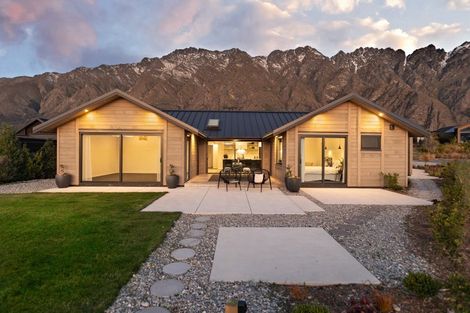 Photo of property in 11 Torridon Court, Jacks Point, Queenstown, 9371