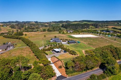 Photo of property in 265 Forestry Road, Waitoki, Kaukapakapa, 0871