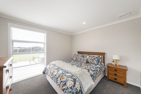 Photo of property in 23 Managhs Road, Halcombe, Feilding, 4775