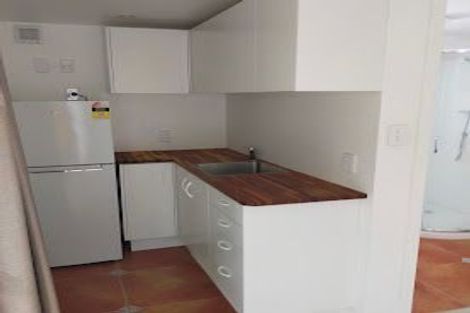 Photo of property in 29 Kingston Heights Road, Kingston, Wellington, 6021