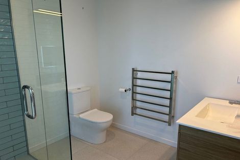 Photo of property in 75 Oak Road, Poraiti, Napier, 4112