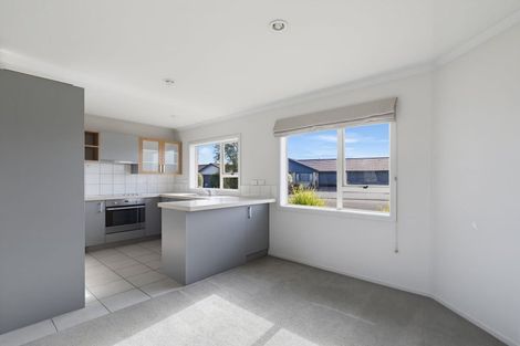 Photo of property in Henry Russell Estate, 21/36 Belgrove Drive, Waipukurau, 4200