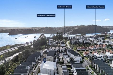 Photo of property in 11/2 Warrant Officer Lane, Hobsonville, Auckland, 0616