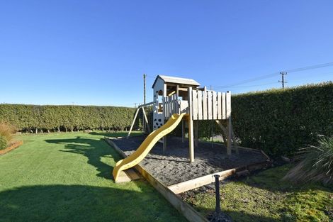 Photo of property in 111 Avon Road, Clifton, Invercargill, 9812