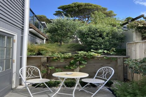 Photo of property in 339c Devon Street West, New Plymouth, 4310