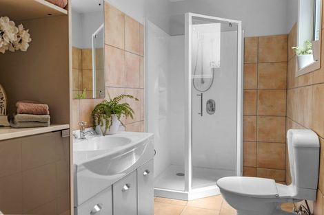 Photo of property in 232 Lake Terrace Road, Shirley, Christchurch, 8061