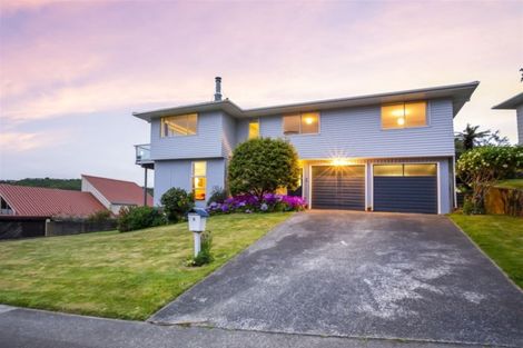 Photo of property in 8 Brora Crescent, Papakowhai, Porirua, 5024