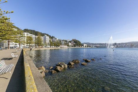 Photo of property in Jerningham Apartments, 20 Oriental Terrace, Oriental Bay, Wellington, 6011