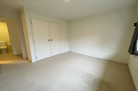 Photo of property in 1 Sunvista Avenue, Oteha, Auckland, 0632