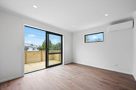 Photo of property in 2/26 Hunter Street, Hamilton Lake, Hamilton, 3204