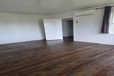 Photo of property in 114 Cargill Street, Papakura, 2110