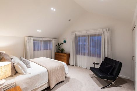 Photo of property in 18 College Avenue, Strowan, Christchurch, 8052