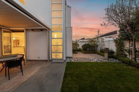 Photo of property in 3 Church Lane, Merivale, Christchurch, 8014
