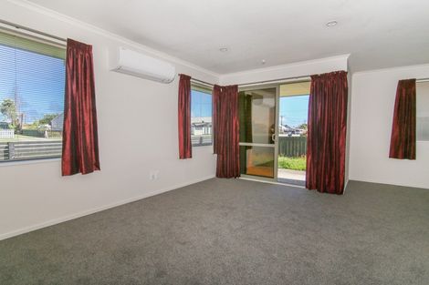 Photo of property in 15 Queen Street, Westport, 7825