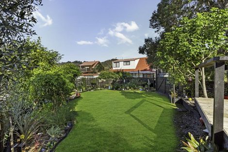 Photo of property in 118 Brook Place, Whangamata, 3620