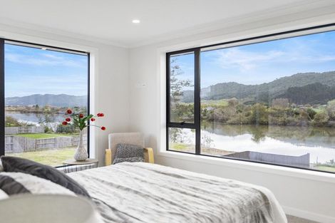 Photo of property in 92 Great South Road, Pokeno, 2402