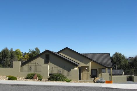 Photo of property in 38 Te Mata Peak Road, Havelock North, 4130