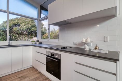 Photo of property in 68 Simla Avenue, Havelock North, 4130